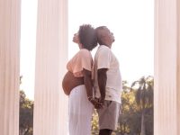 胎教是听音乐好还是讲故事好